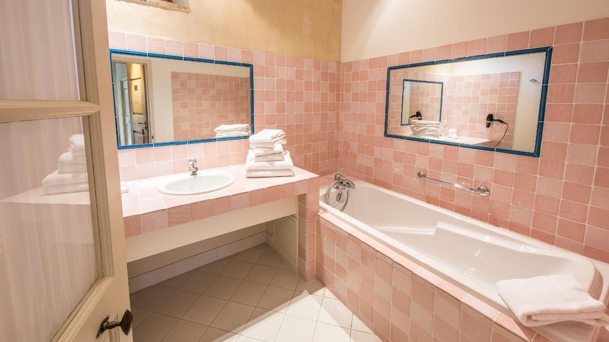 Le Champ Des Oiseaux Hotel & Spa ทรัวส์ ภายนอก รูปภาพ