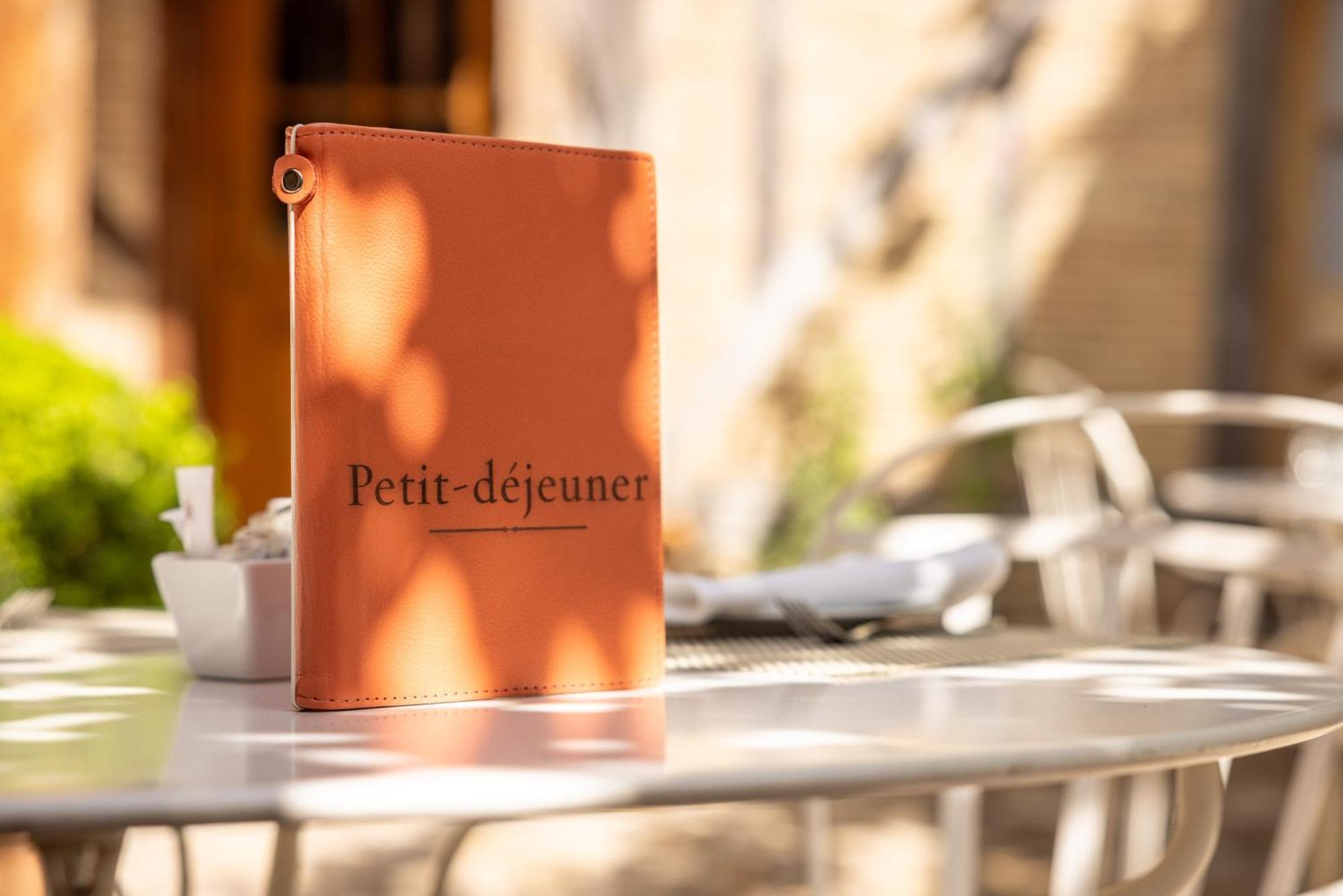 Le Champ Des Oiseaux Hotel & Spa ทรัวส์ ภายนอก รูปภาพ